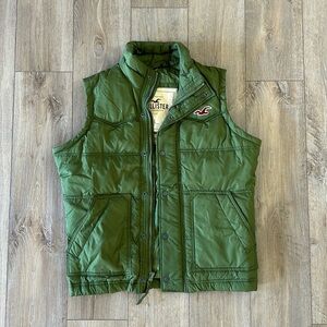 Hollister Puffer Vest